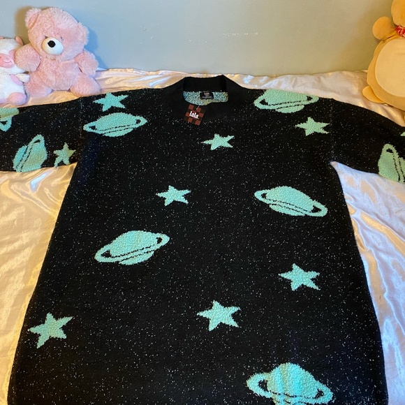 Need Some Space Oversized Knit Dress in Mint - Picture 1 of 4